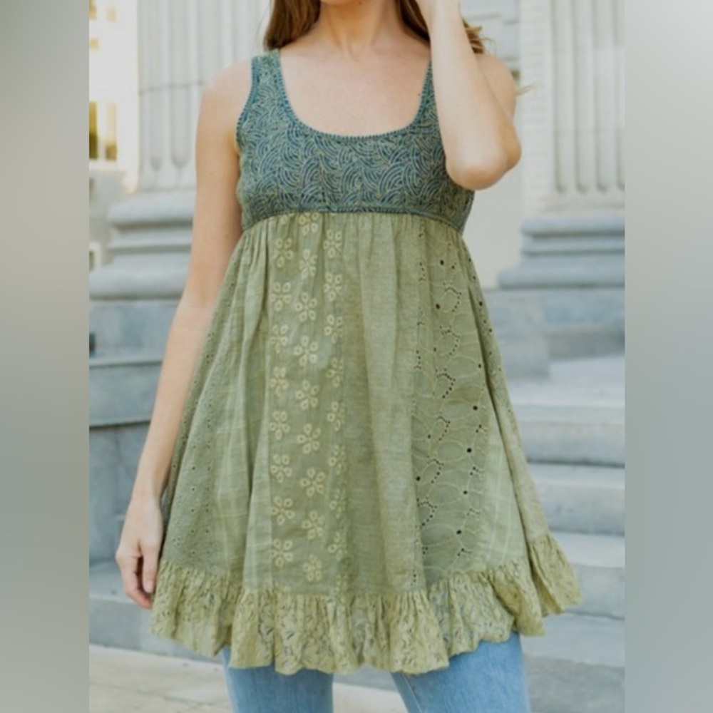 #61 firm New! Young Threads -CLOSEOUT FIRM New! Boho Cotton Embroidered Tunic - Picture 3 of 3